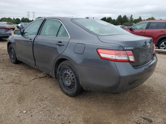 4T1BF3EK3AU024091 - 2010 TOYOTA CAMRY BASE GRAY photo 2