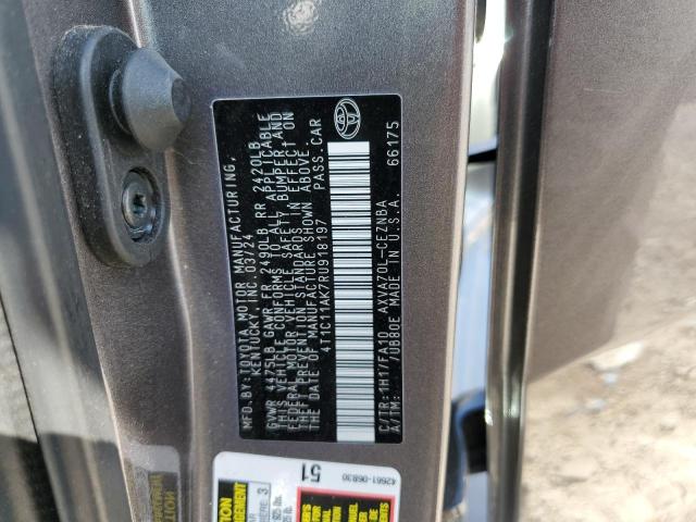 4T1C11AK7RU918197 - 2024 TOYOTA CAMRY LE 银色 照片 13