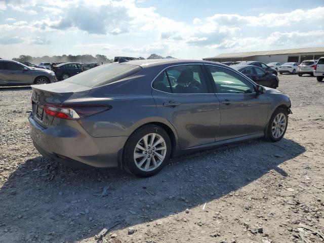 4T1C11AK7RU918197 - 2024 TOYOTA CAMRY LE 银色 照片 3