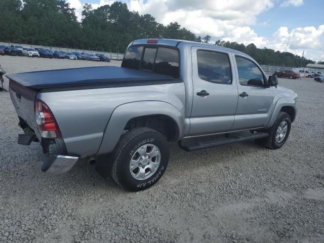 5TFJU4GN9FX075393 - 2015 TOYOTA TACOMA DOUBLE CAB PRERUNNER SILVER photo 3