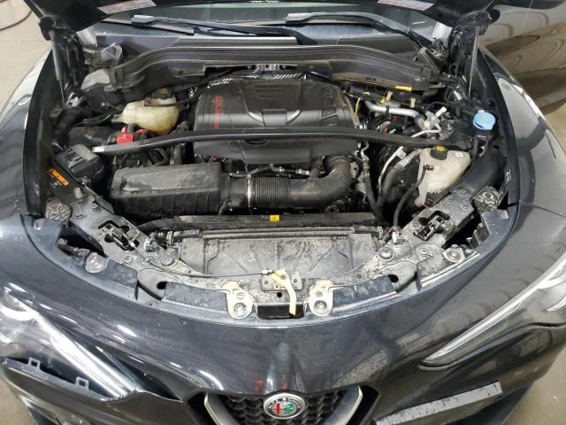 ZASFAKPN3J7B66470 - 2018 ALFA ROMEO STELVIO SPORT შავი ფოტო 12