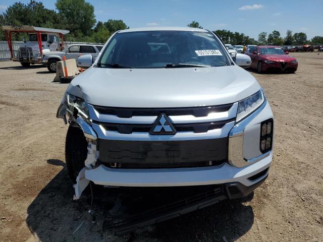 JA4ARUAU6NU011906 - 2022 MITSUBISHI OUTLANDER ES SILVER photo 5