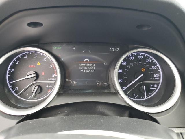 4T1F11BK3NU056831 - 2022 TOYOTA CAMRY XLE Մոխրագույն լուսանկար 9