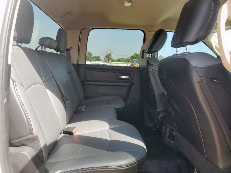 3C6UR5HJ1KG576266 - 2019 RAM 2500 TRADESMAN WHITE photo 10