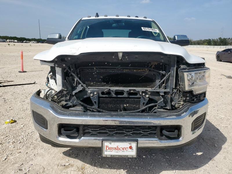 3C6UR5HJ1KG576266 - 2019 RAM 2500 TRADESMAN WHITE photo 5