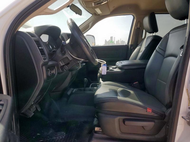 3C6UR5HJ1KG576266 - 2019 RAM 2500 TRADESMAN WHITE photo 7