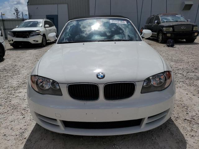 WBAUN1C52BVH82338 - 2011 BMW 128 I WHITE photo 5