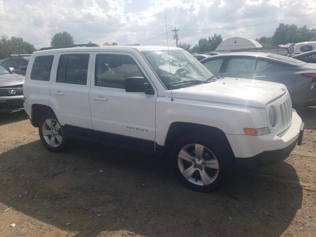 1C4NJRFB4ED537194 - 2014 JEEP PATRIOT LATITUDE WHITE photo 4