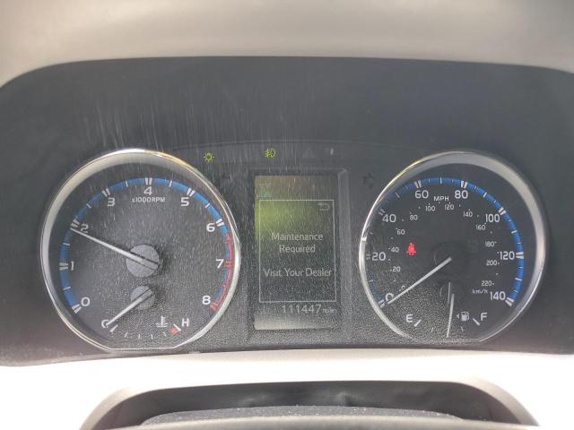 2T3RFREV5GW528590 - 2016 TOYOTA RAV4 XLE 银色 照片 9