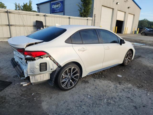 5YFS4RCE4LP042772 - 2020 TOYOTA COROLLA SE WHITE photo 3