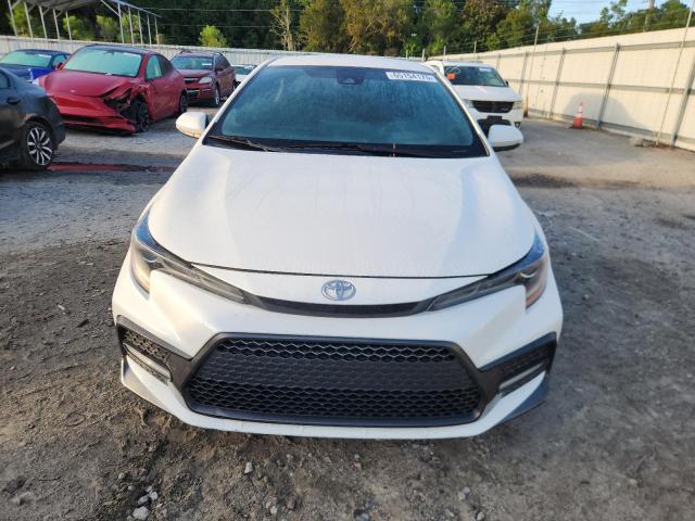 5YFS4RCE4LP042772 - 2020 TOYOTA COROLLA SE WHITE photo 5