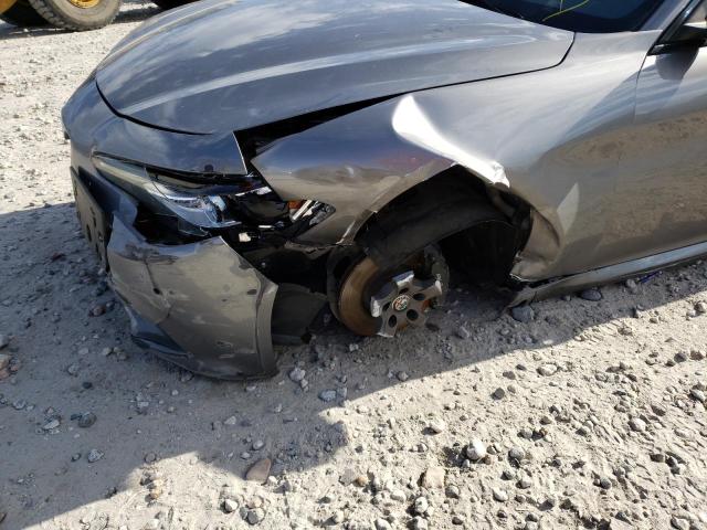 ZARFAEDN9J7593429 - 2018 ALFA ROMEO GIULIA Q4 GRAY photo 9