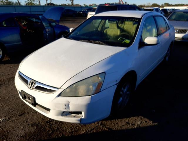 1HGCM56377A094979 - 2007 HONDA ACCORD se SE WHITE photo 2