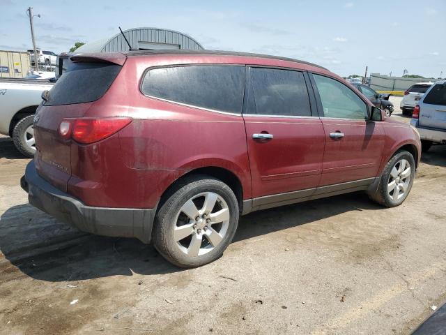 1GNKVGED6BJ240141 - 2011 CHEVROLET TRAVERSE LT MAROON photo 3