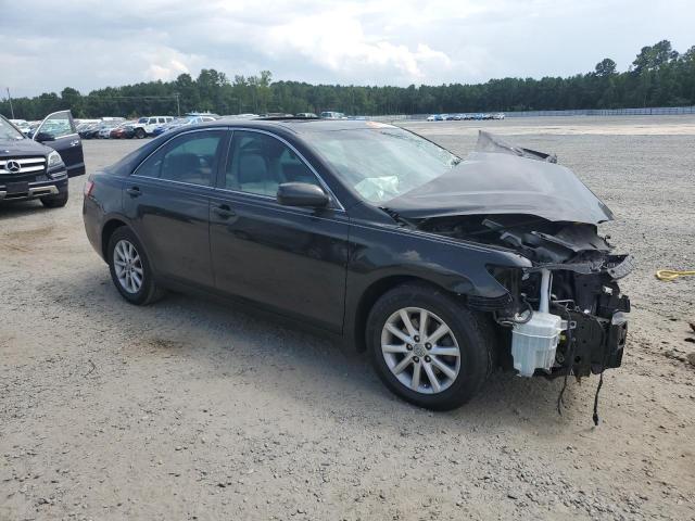 4T1BK3EK1BU124509 - 2011 TOYOTA CAMRY SE შავი ფოტო 4