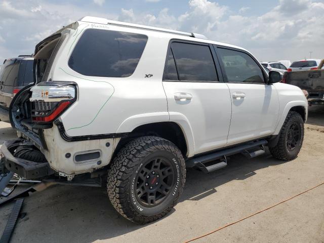 JTEBU5JR0J5583502 - 2018 TOYOTA 4RUNNER SR5/SR5 PREMIUM 白色 照片 3