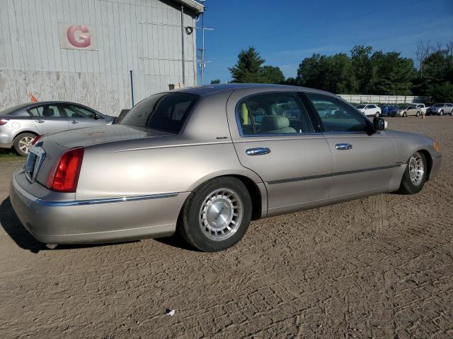 1LNHM81W4XY709515 - 1999 LINCOLN TOWN CAR EXECUTIVE Beige Foto 3