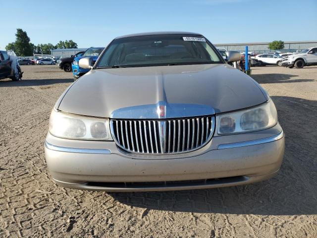 1LNHM81W4XY709515 - 1999 LINCOLN TOWN CAR EXECUTIVE Beige Foto 5