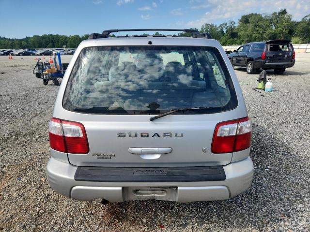 JF1SF65692H723413 - 2002 SUBARU FORESTER S 银色 照片 6