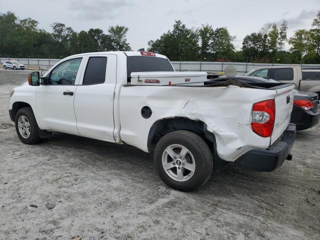 5TFUY5F10LX906586 - 2020 TOYOTA TUNDRA DOUBLE CAB SR/SR5 WHITE photo 2