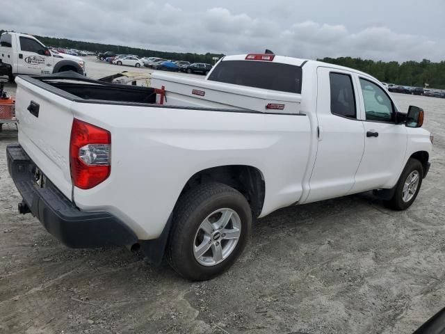 5TFUY5F10LX906586 - 2020 TOYOTA TUNDRA DOUBLE CAB SR/SR5 WHITE photo 3
