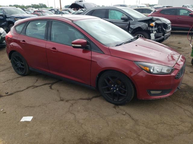 1FADP3K25GL222870 - 2016 FORD FOCUS SE RED photo 4