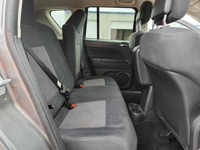 1J4NF1FB3BD278691 - 2011 JEEP COMPASS SPORT GRAY photo 11