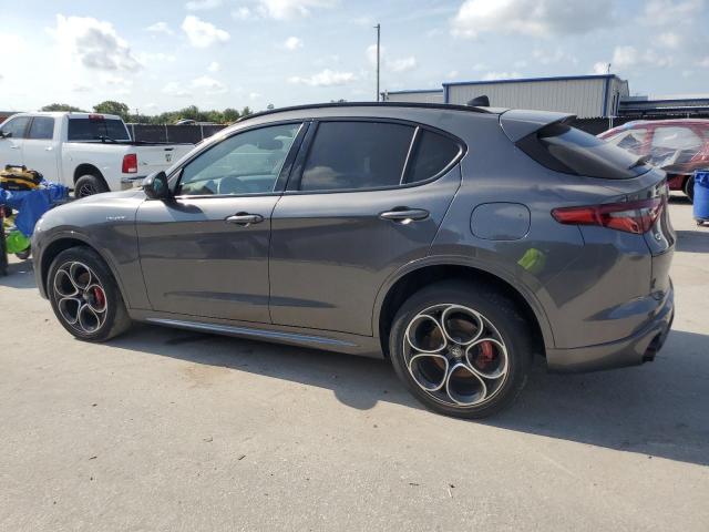 ZASPAKBN6N7D30084 - 2022 ALFA ROMEO STELVIO TI ნაცრისფერი ფოტო 2