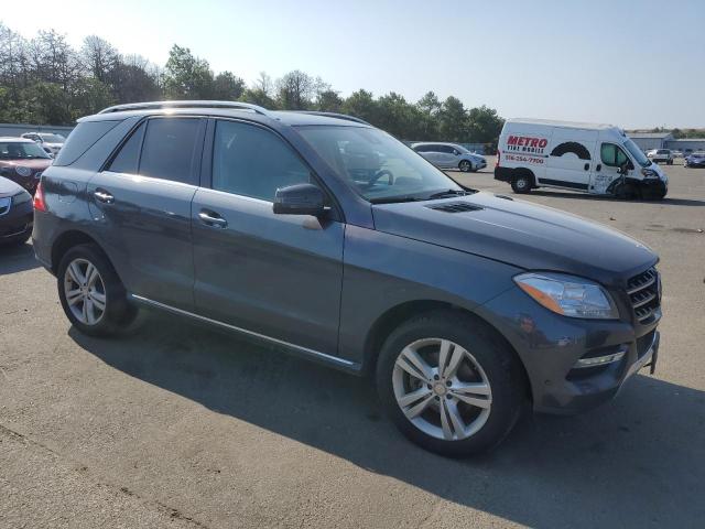 4JGDA5HB2FA555743 - 2015 MERCEDES-BENZ ML 350 4MATIC GRAY photo 4