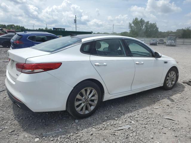 5XXGU4L34GG014301 - 2016 KIA OPTIMA EX WHITE photo 3