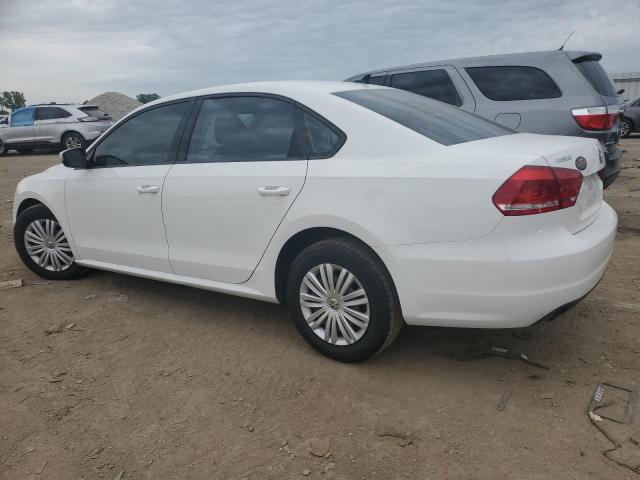 1VWAP7A30EC024772 - 2014 VOLKSWAGEN PASSAT S WHITE photo 2