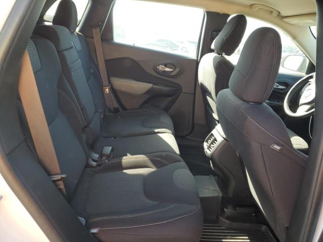 1C4PJLCB0HW652913 - 2017 JEEP CHEROKEE LATITUDE WHITE photo 10