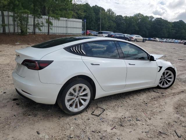5YJ3E1EA7PF605411 - 2023 TESLA MODEL 3 WHITE photo 3