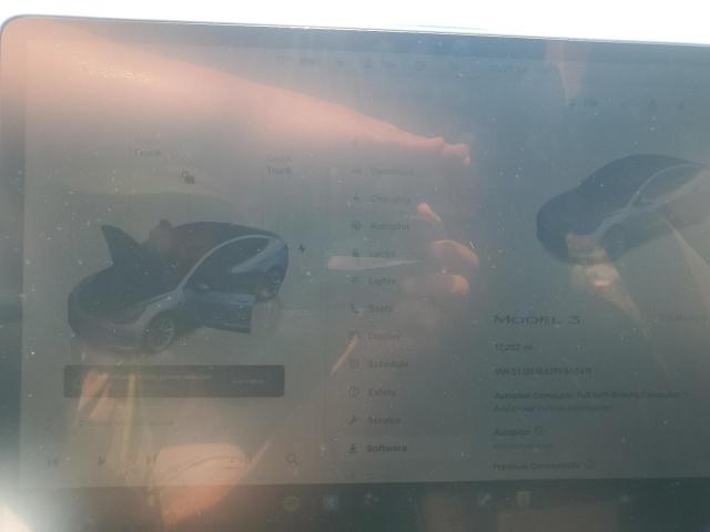 5YJ3E1EA7PF605411 - 2023 TESLA MODEL 3 WHITE photo 9