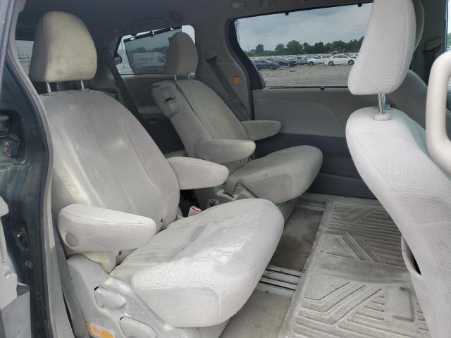 5TDKK3DC5CS199833 - 2012 TOYOTA SIENNA LE GREEN photo 11