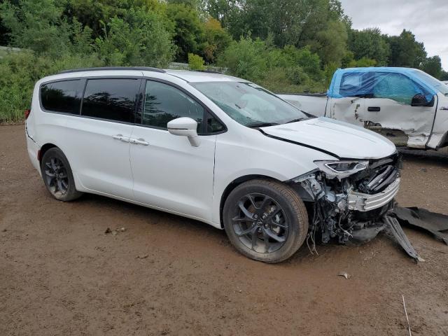 2C4RC1BG8NR140132 - 2022 CHRYSLER PACIFICA TOURING L WHITE photo 4