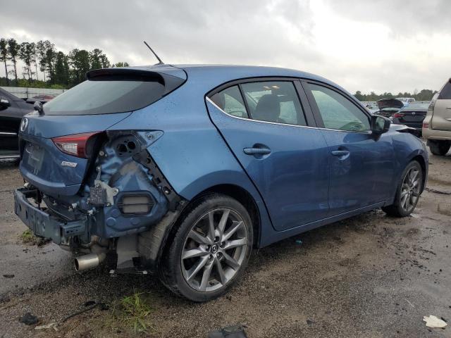 3MZBN1L36JM250859 - 2018 MAZDA 3 TOURING BLUE photo 3