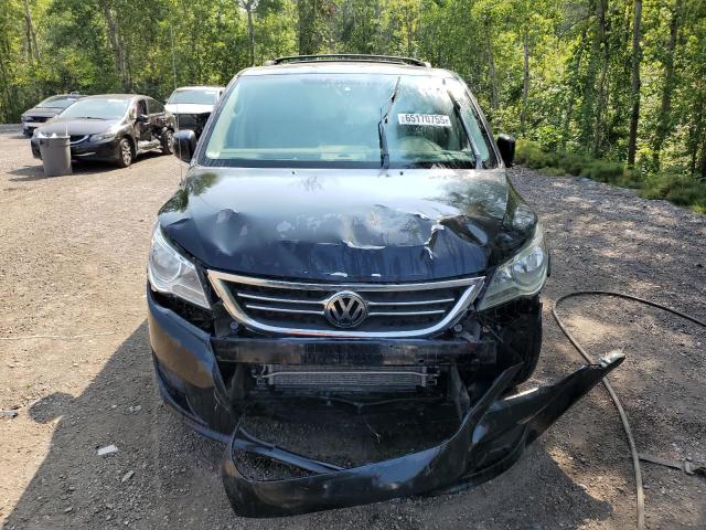 2V8HW34X89R582026 - 2009 VOLKSWAGEN ROUTAN SE BLACK photo 5