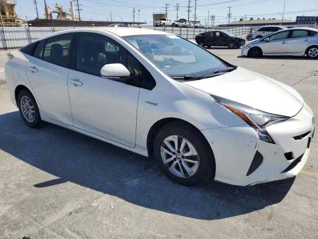 JTDKBRFU7J3066093 - 2018 TOYOTA PRIUS WHITE photo 4