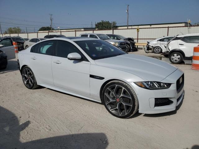 SAJAF4BV4HA960724 - 2017 JAGUAR XE R - SPORT WHITE photo 4