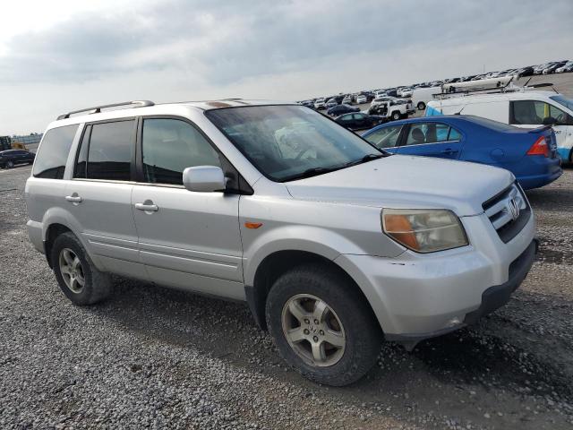 5FNYF28757B010582 - 2007 HONDA PILOT EXL GRAY photo 4
