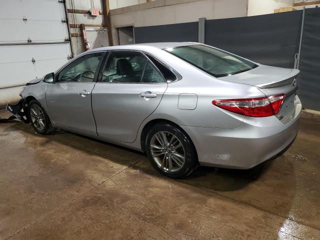 4T1BF1FK1HU326976 - 2017 TOYOTA CAMRY LE SILVER photo 2