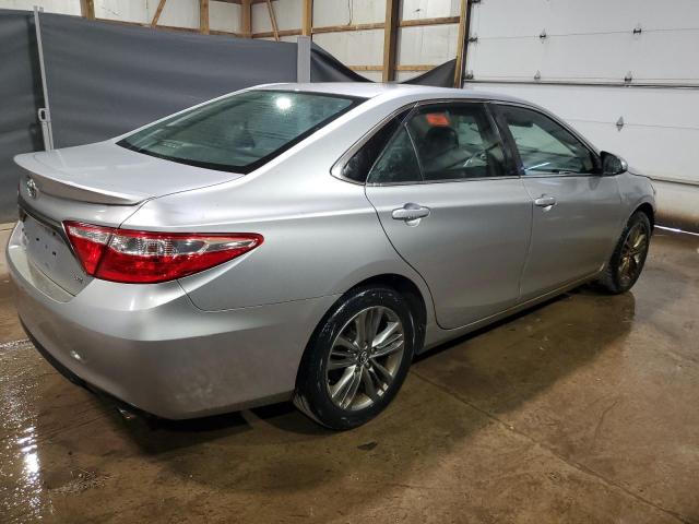 4T1BF1FK1HU326976 - 2017 TOYOTA CAMRY LE SILVER photo 3