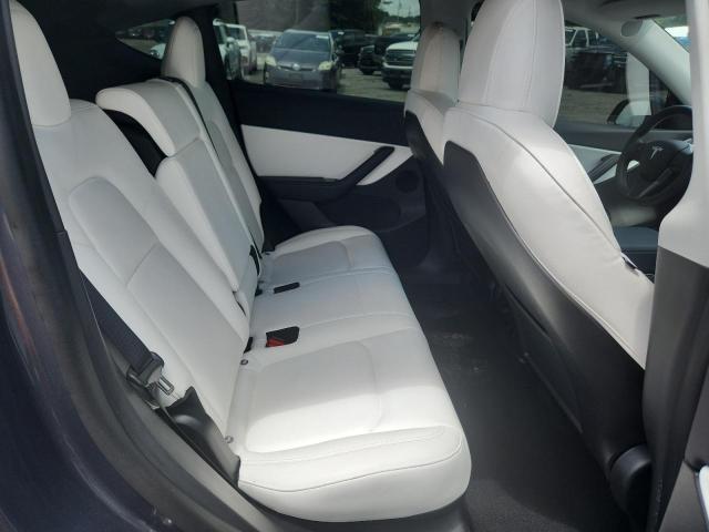 5YJYGDEE1LF032357 - 2020 TESLA MODEL Y GRAY photo 11