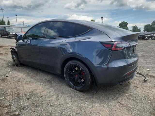 5YJYGDEE1LF032357 - 2020 TESLA MODEL Y GRAY photo 2
