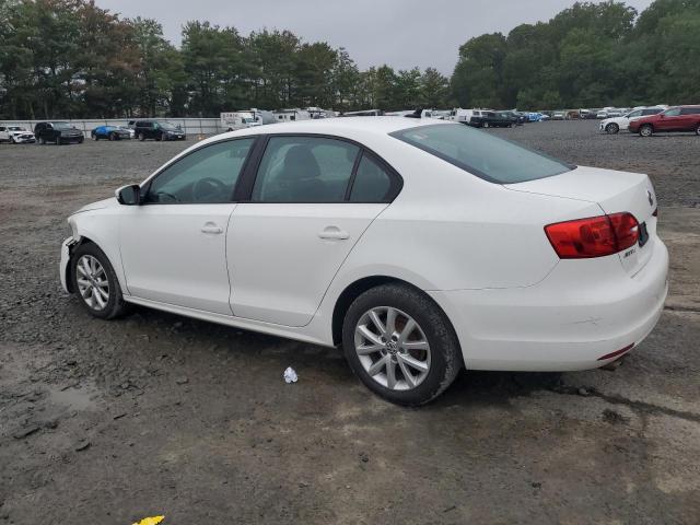 3VWDZ7AJ8BM320574 - 2011 VOLKSWAGEN JETTA SE WHITE photo 2
