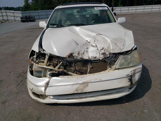 4T1BF28B13U300518 - 2003 TOYOTA AVALON XL WHITE photo 5