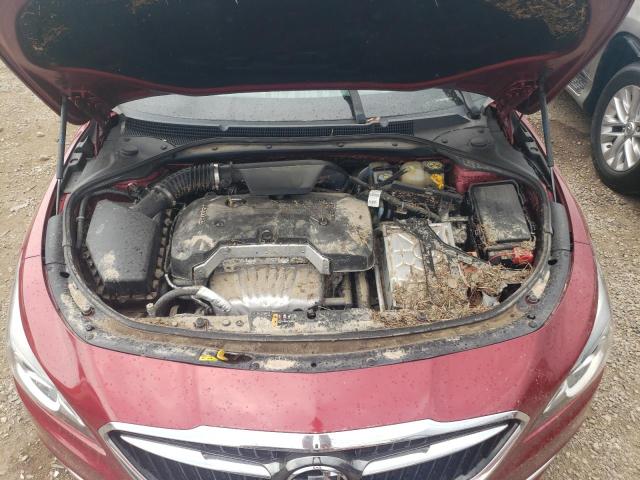 1G4ZP5SZ7JU113090 - 2018 BUICK LACROSSE ESSENCE RED photo 11
