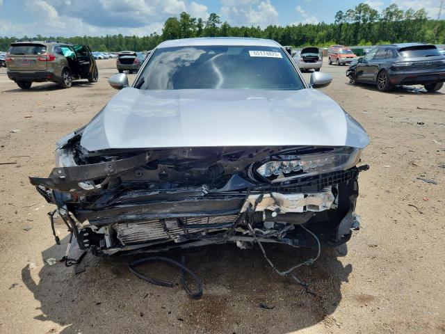 1HGCV2F92KA002489 - 2019 HONDA ACCORD TOURING Gümüş foto 5