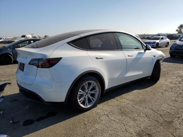 7SAYGDEDXRF072598 - 2024 TESLA MODEL Y WHITE photo 3